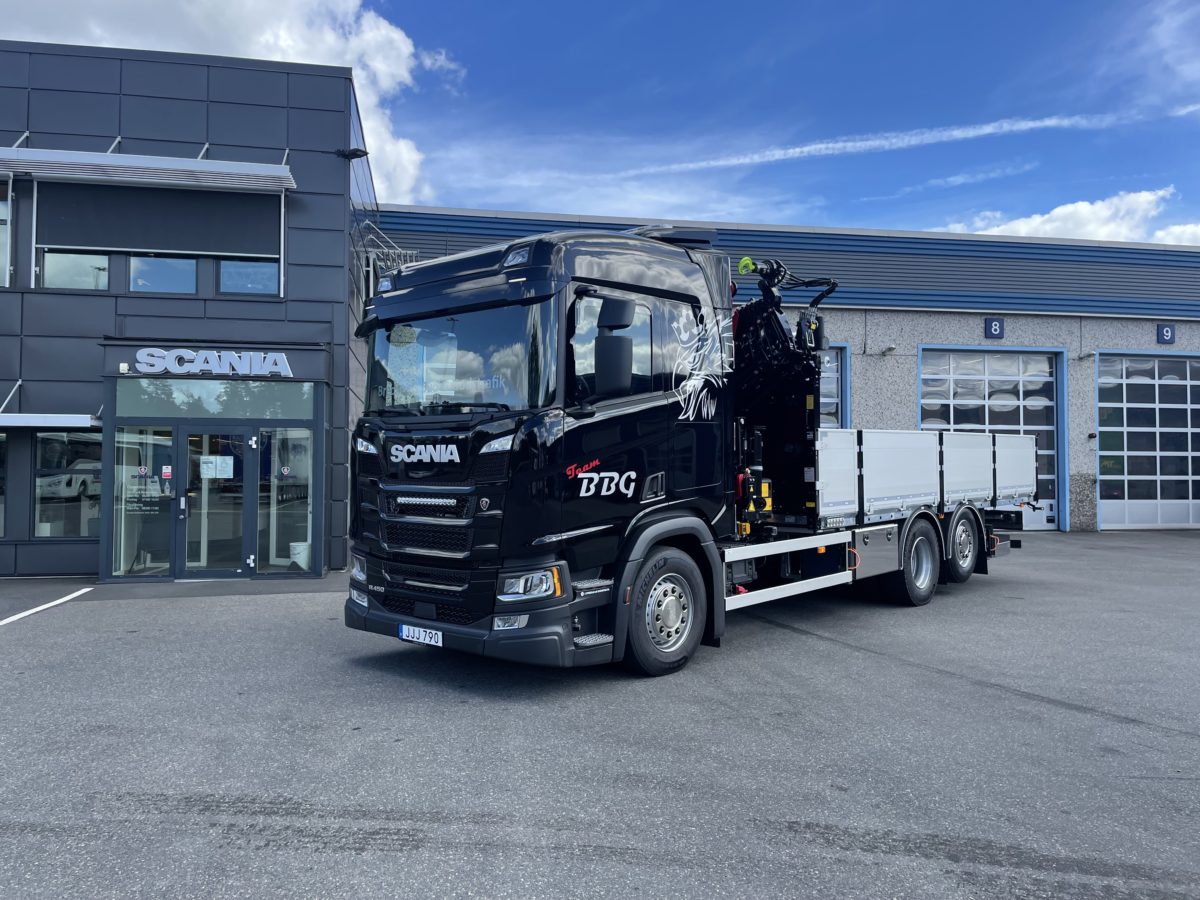 Svenstigs Bil Scania levererar lastbil till BBG